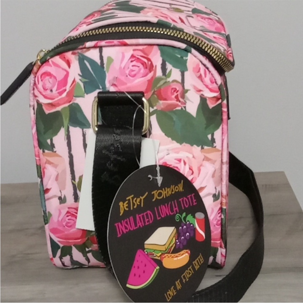 Betsey Johnson Insulated Cube Lunch Tote NWT - Picture 2 of 5